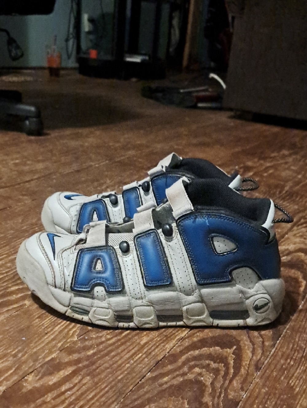 White and Blue Nike 96 Uptempo AIR Basketball Sneakers - Picture 4 of 5